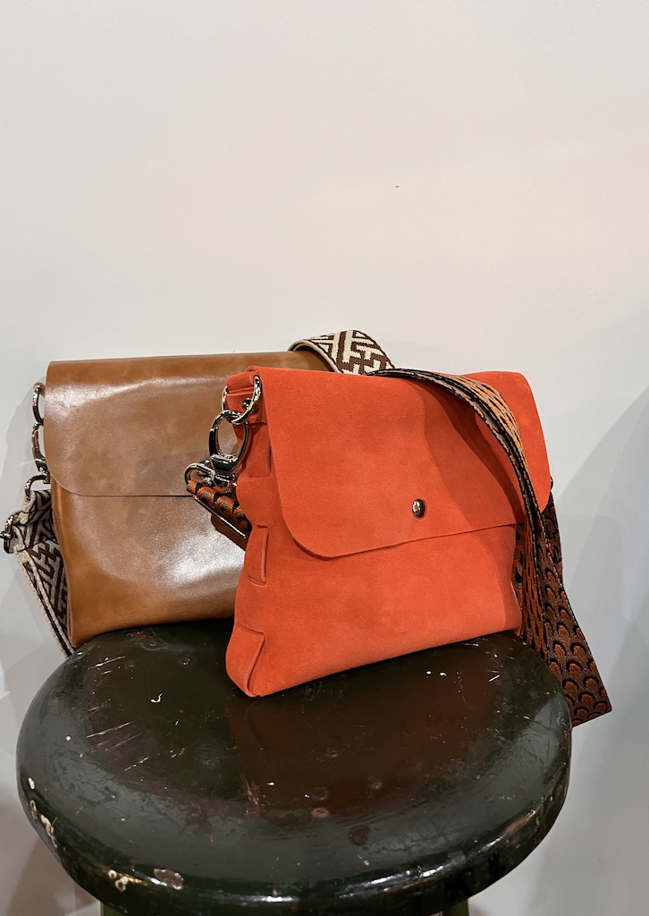 Handtas groot € 40,00