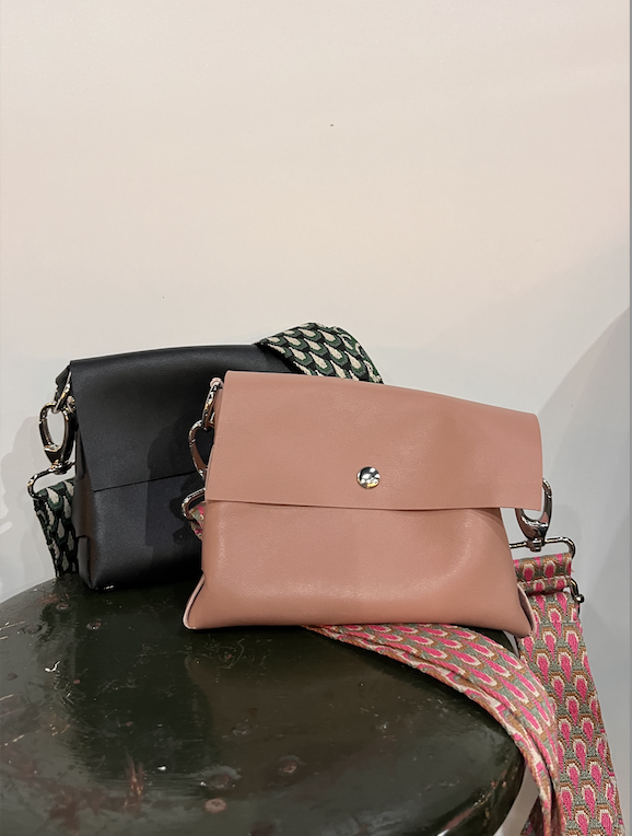 Handtas klein € 30,00